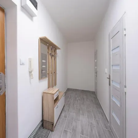 Utulny Apartman Nedaleko Centra Ostrava Exterior photo